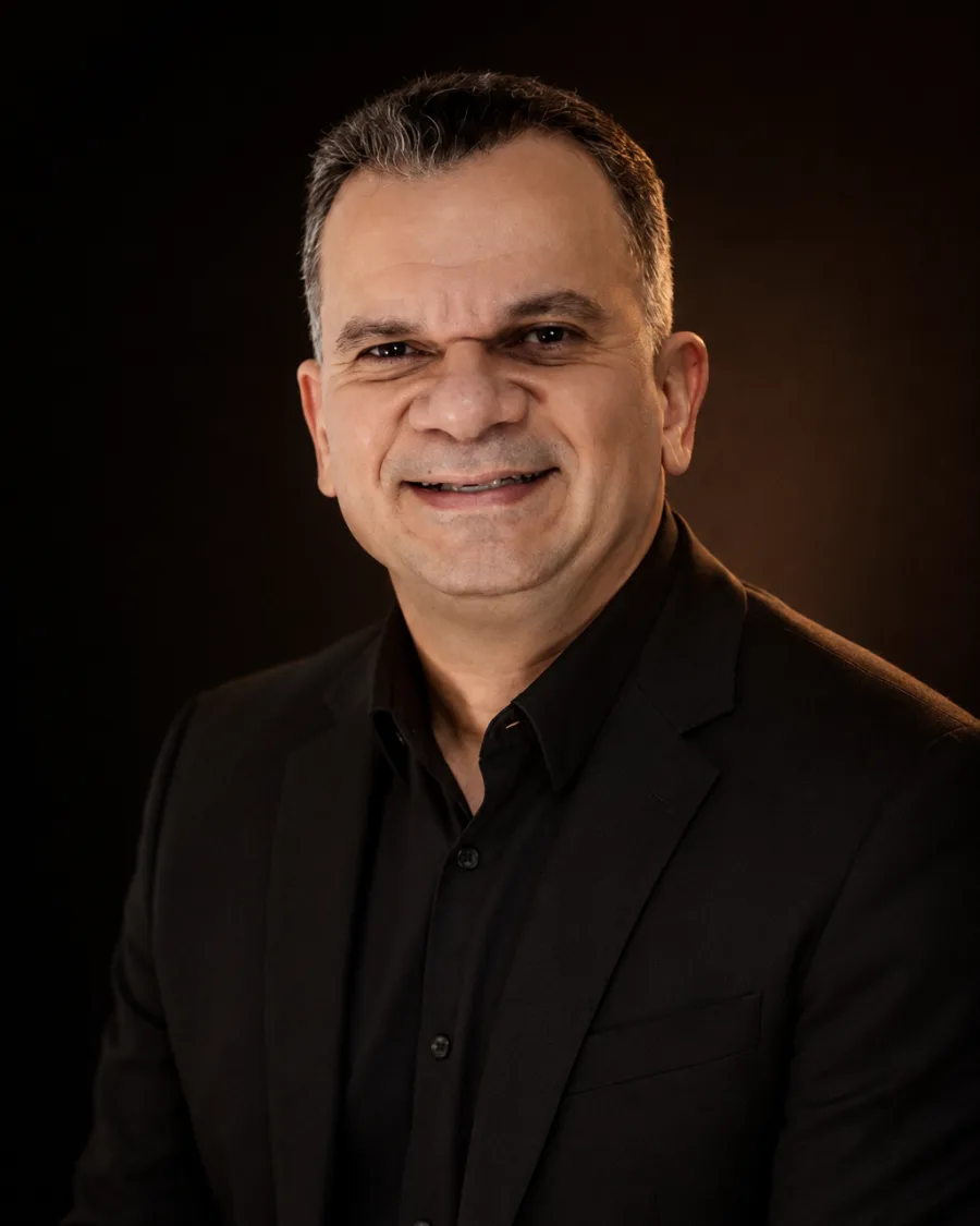 Dr. Meuze Alex